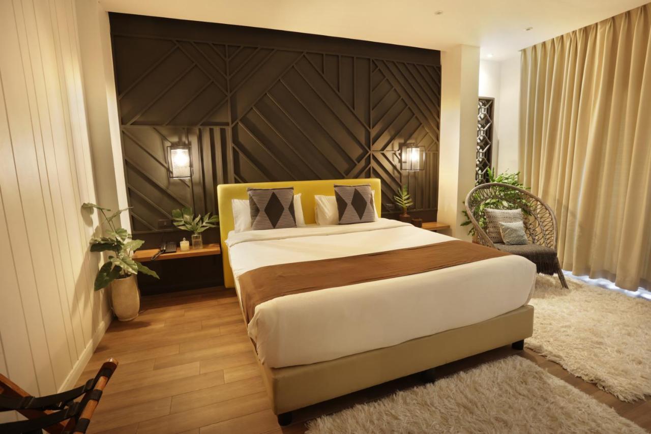 The Bourke Hotel Davao City 외부 사진