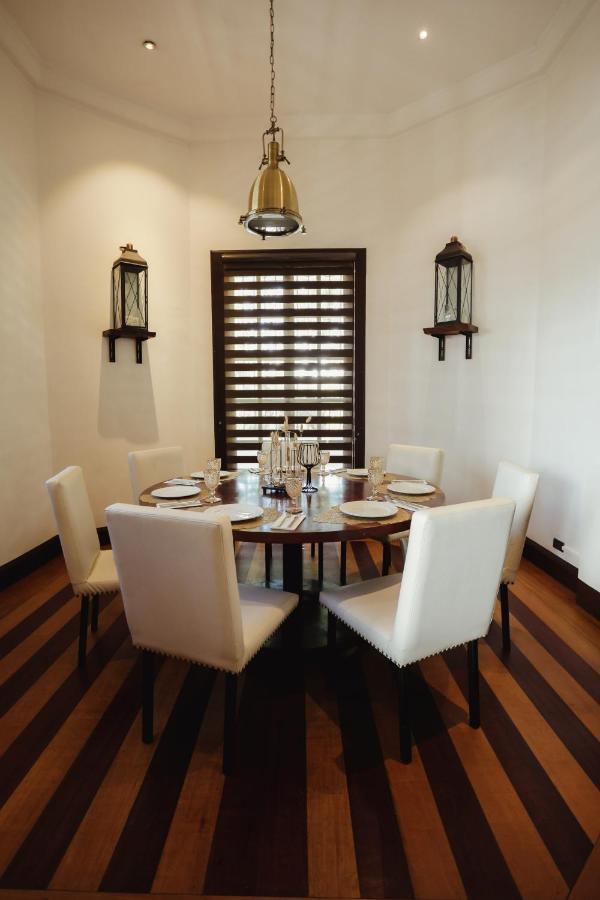 The Bourke Hotel Davao City 외부 사진