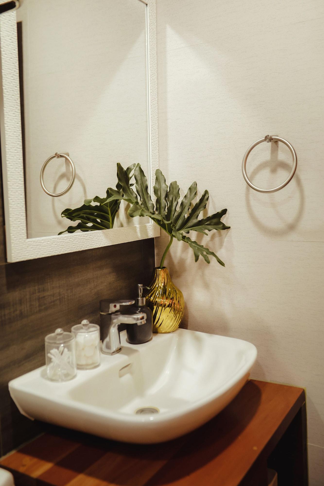 The Bourke Hotel Davao City 외부 사진
