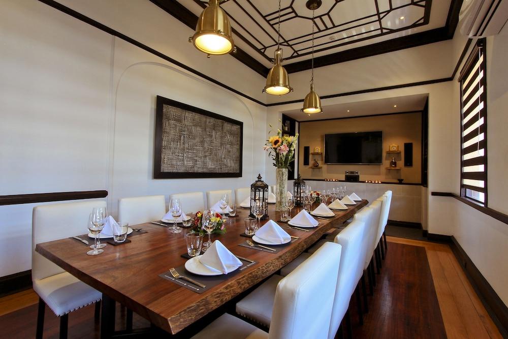 The Bourke Hotel Davao City 외부 사진