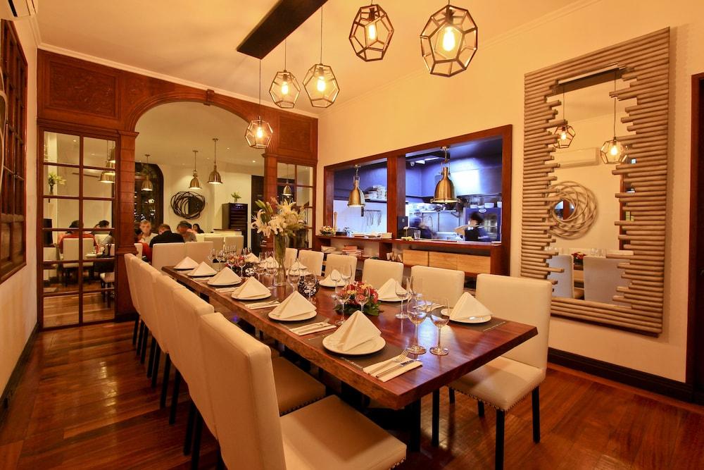 The Bourke Hotel Davao City 외부 사진